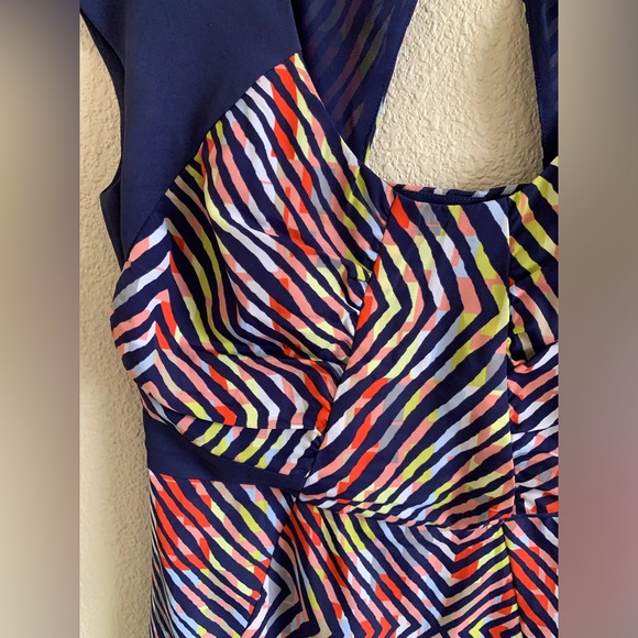 BCBGeneration Midnight Blue Multi Zebra Stripe Short Sleeve Mini Dress 🌴 - Picture 3 of 8